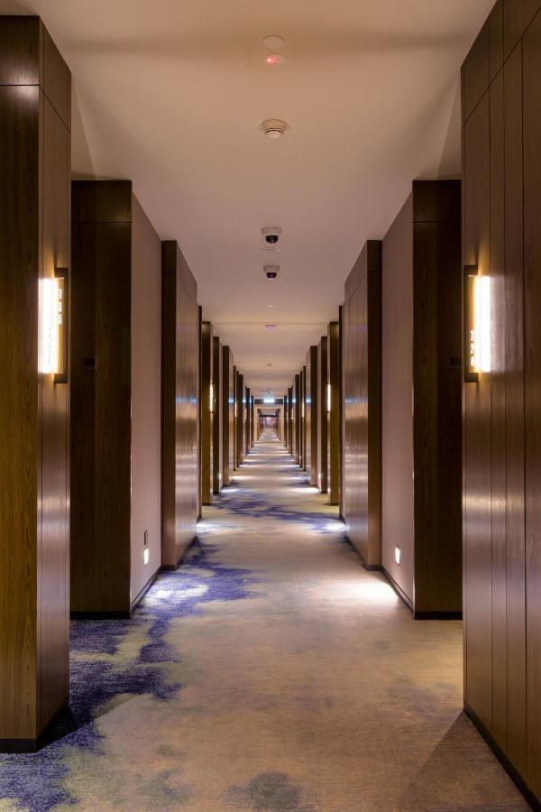 M Resort & Hotel Κουάλα Λουμπούρ Εξωτερικό φωτογραφία A corridor at the hotel