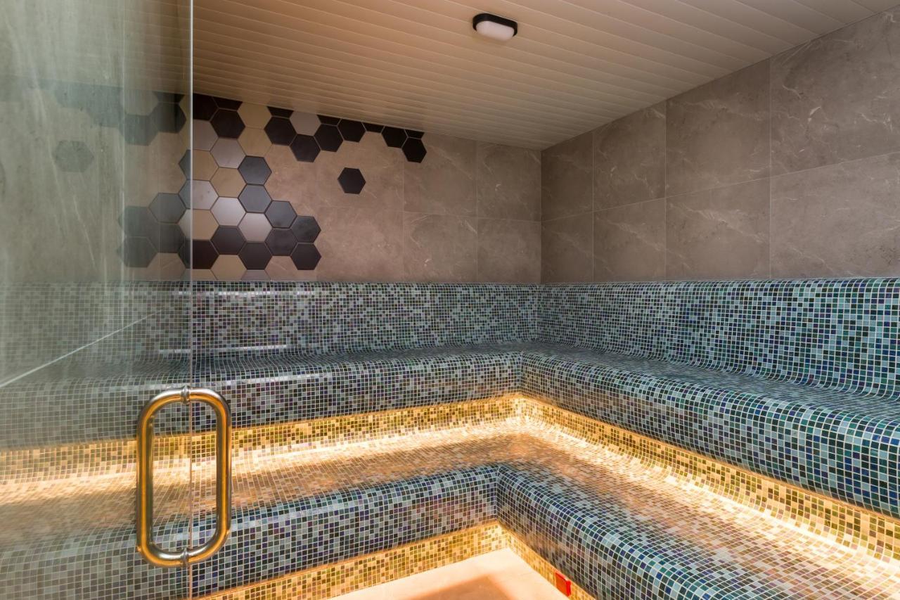 M Resort & Hotel Κουάλα Λουμπούρ Εξωτερικό φωτογραφία A modern Turkish bath